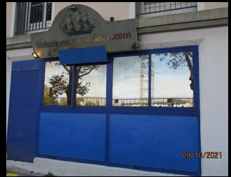 boutique-antiquaire-marine.jpg